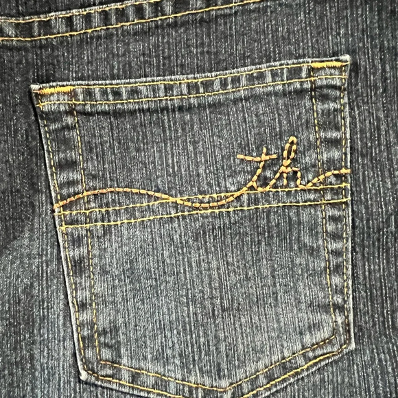 Tommy Hilfiger denim skirt, size 12 - Picture 3 of 7